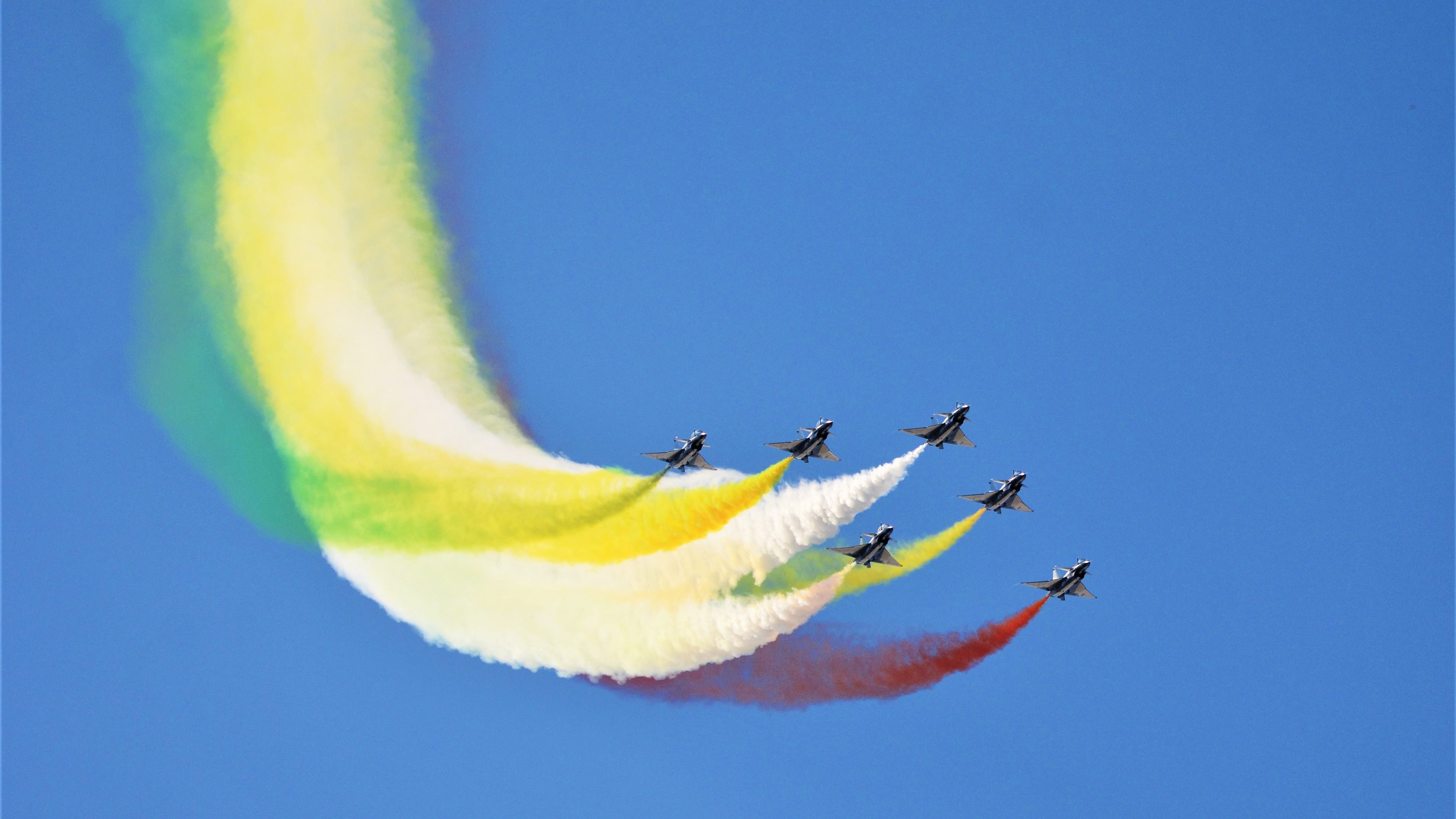 九游APP官网-裁判判罚争议引发讨论，国际篮联回应透明化要求