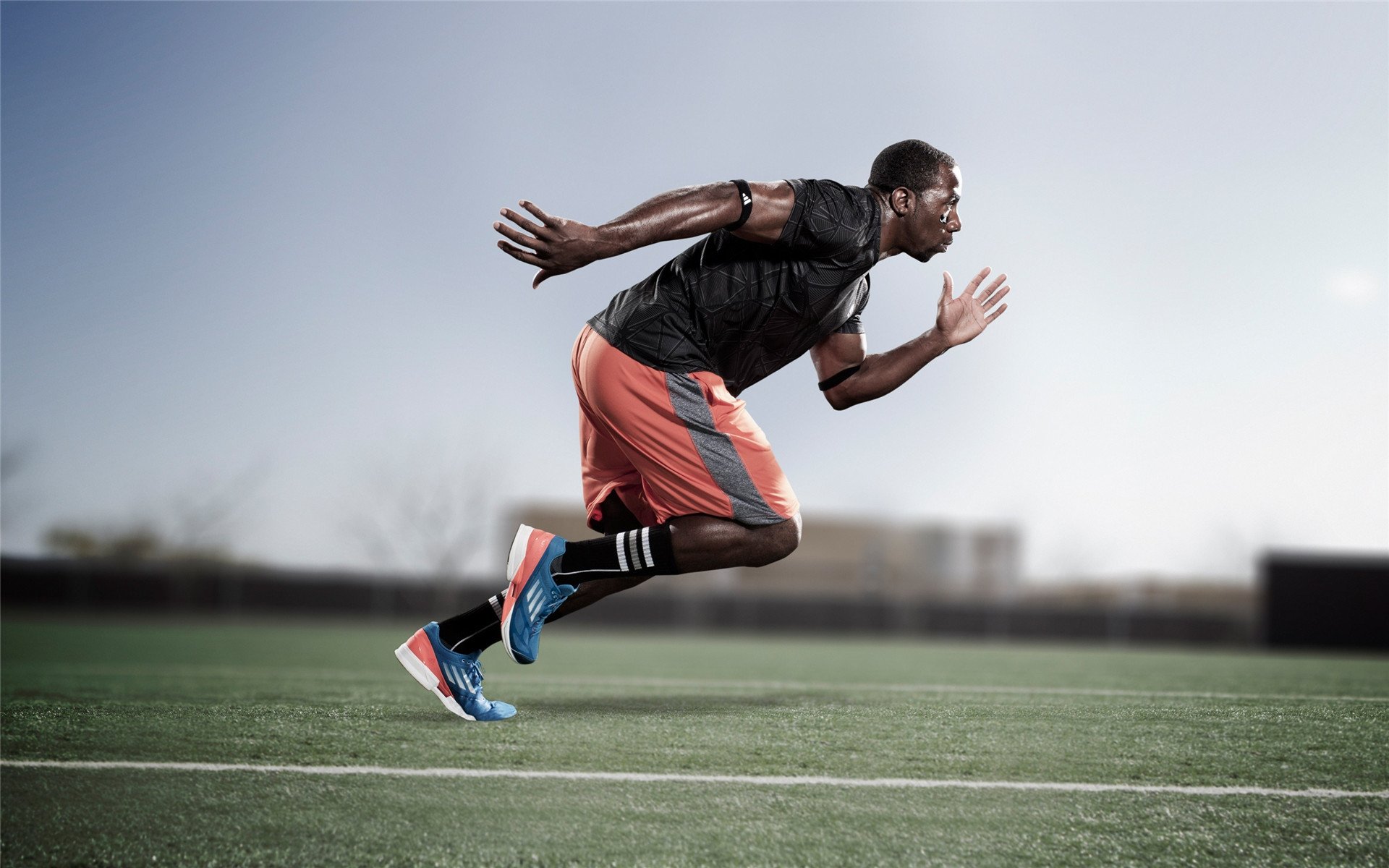 全国青少年“篮球启航”系列培训班火爆报名中，青少年篮球培训馆