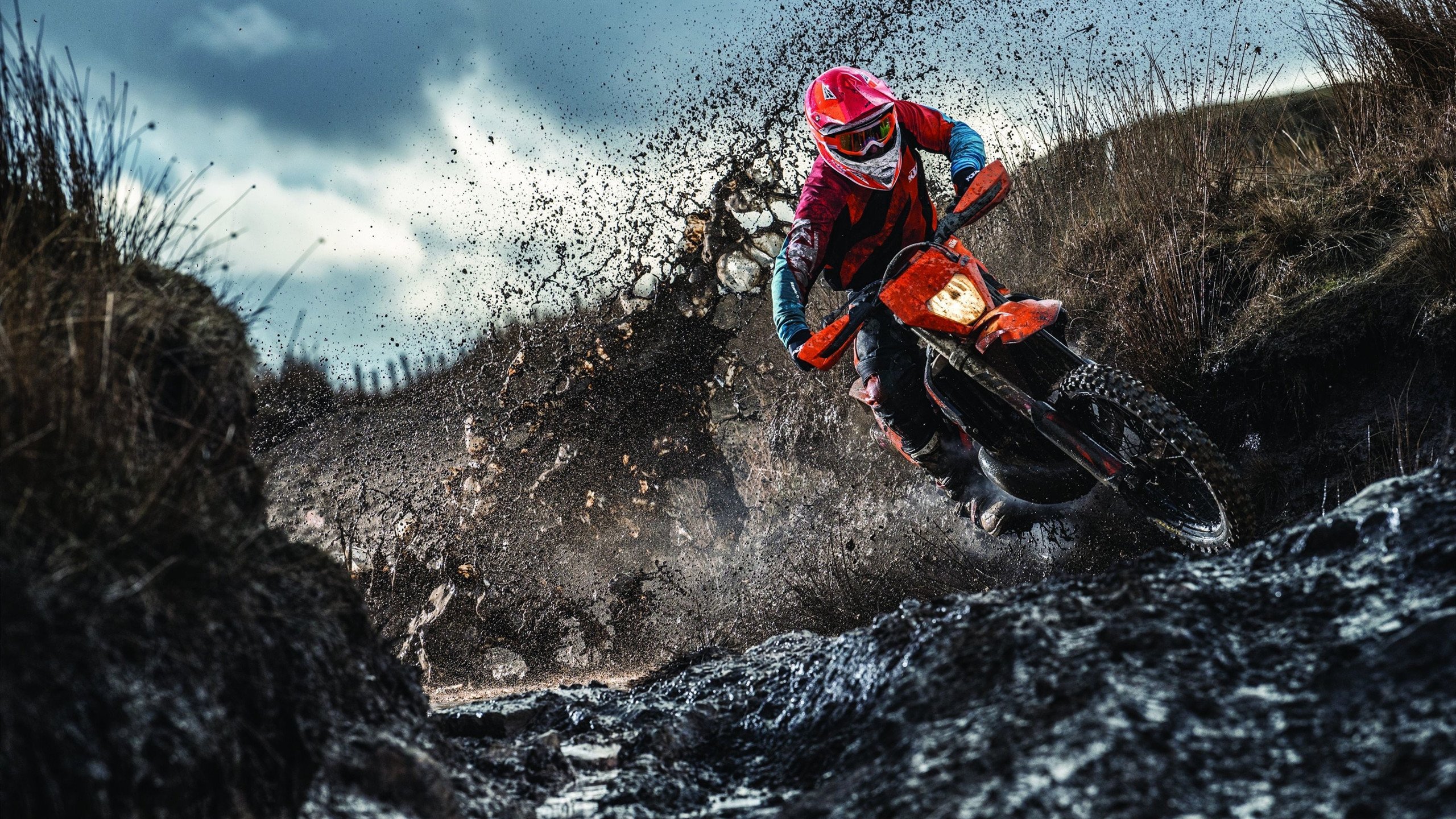 未来足球“天王”之路：崭露头角的年轻力量，未来足坛第一人